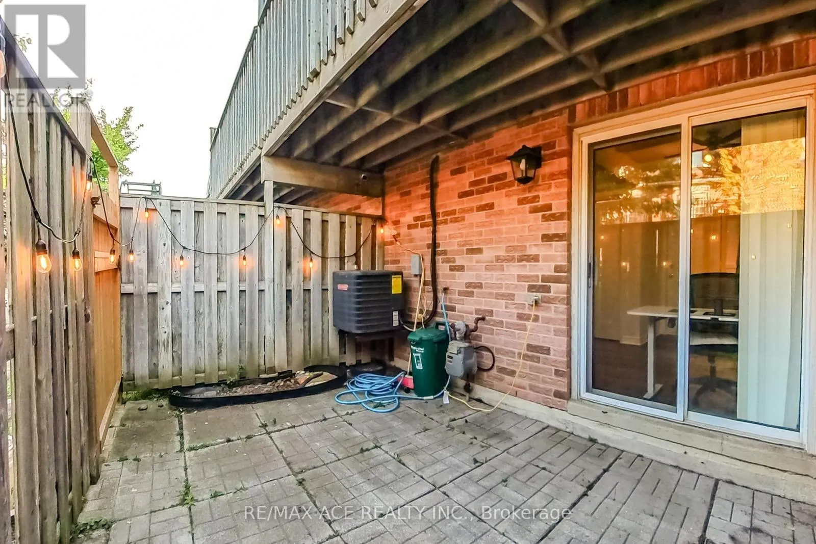 22 - 1525 SOUTH PARADE COURT