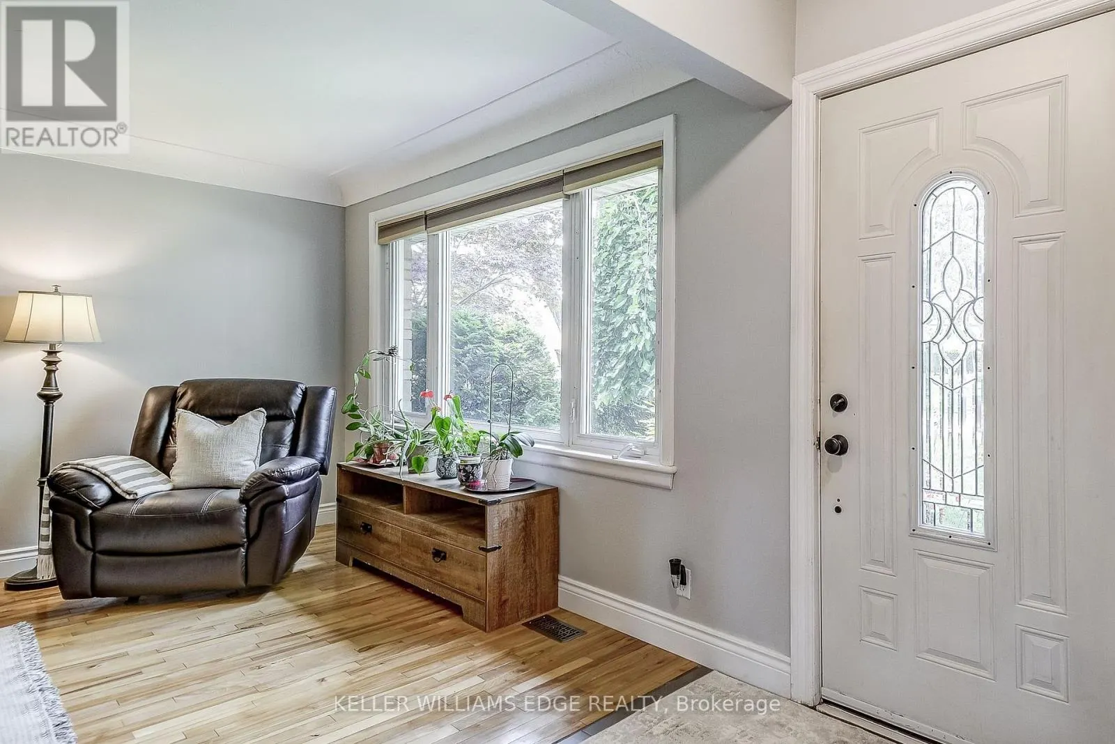 1216 DE QUINCY CRESCENT