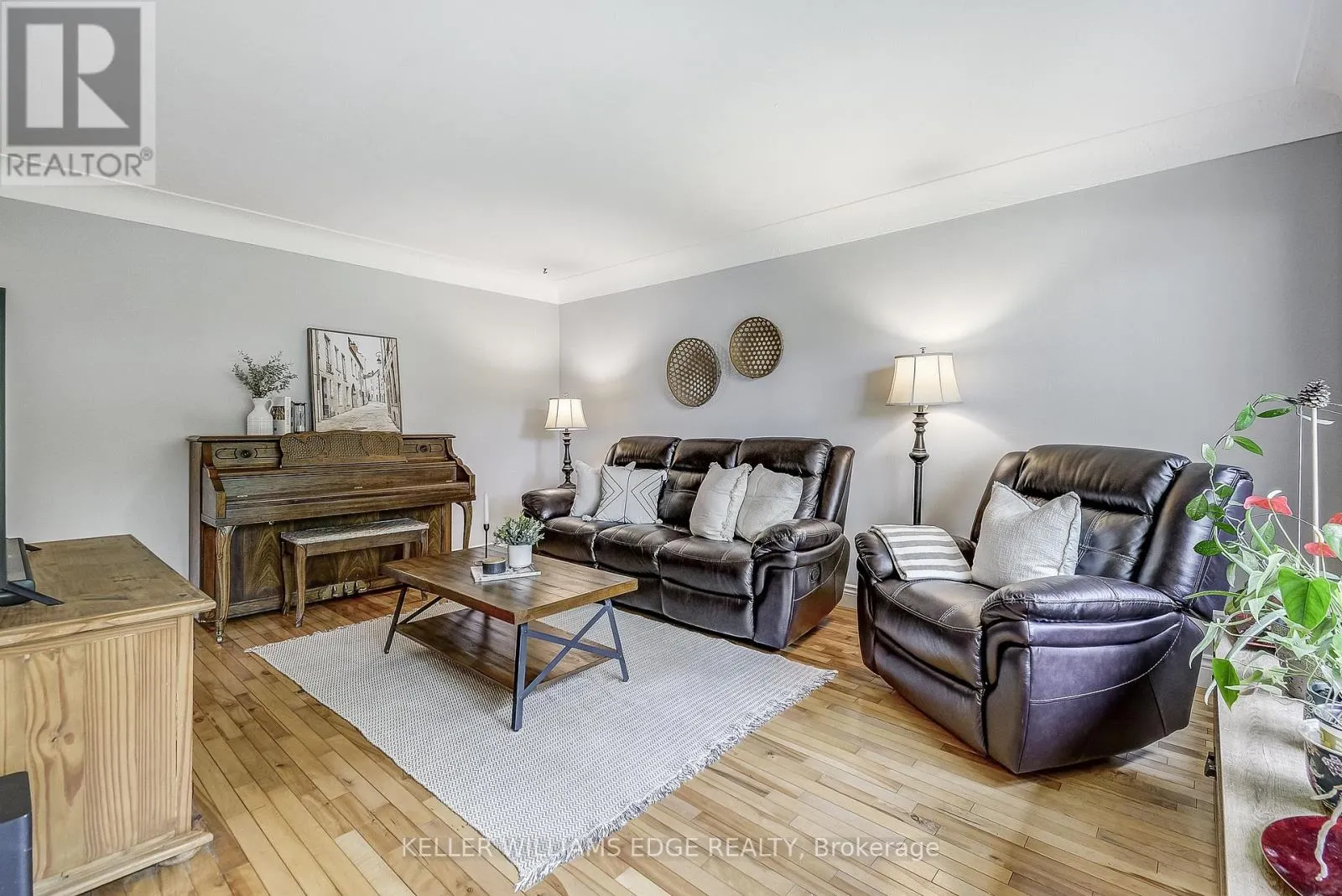 1216 DE QUINCY CRESCENT