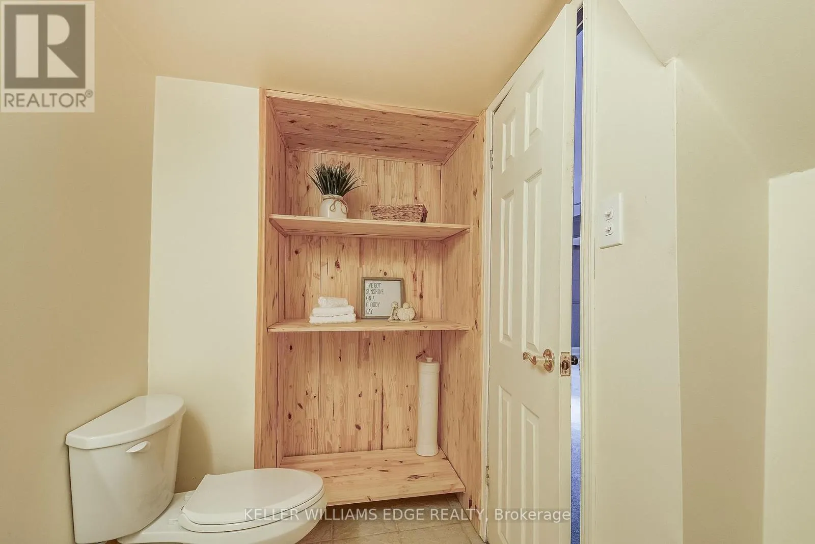 1216 DE QUINCY CRESCENT