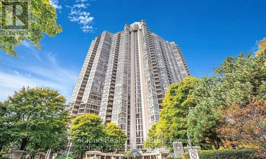 104 - 45 KINGSBRIDGE GARDEN CIRCLE