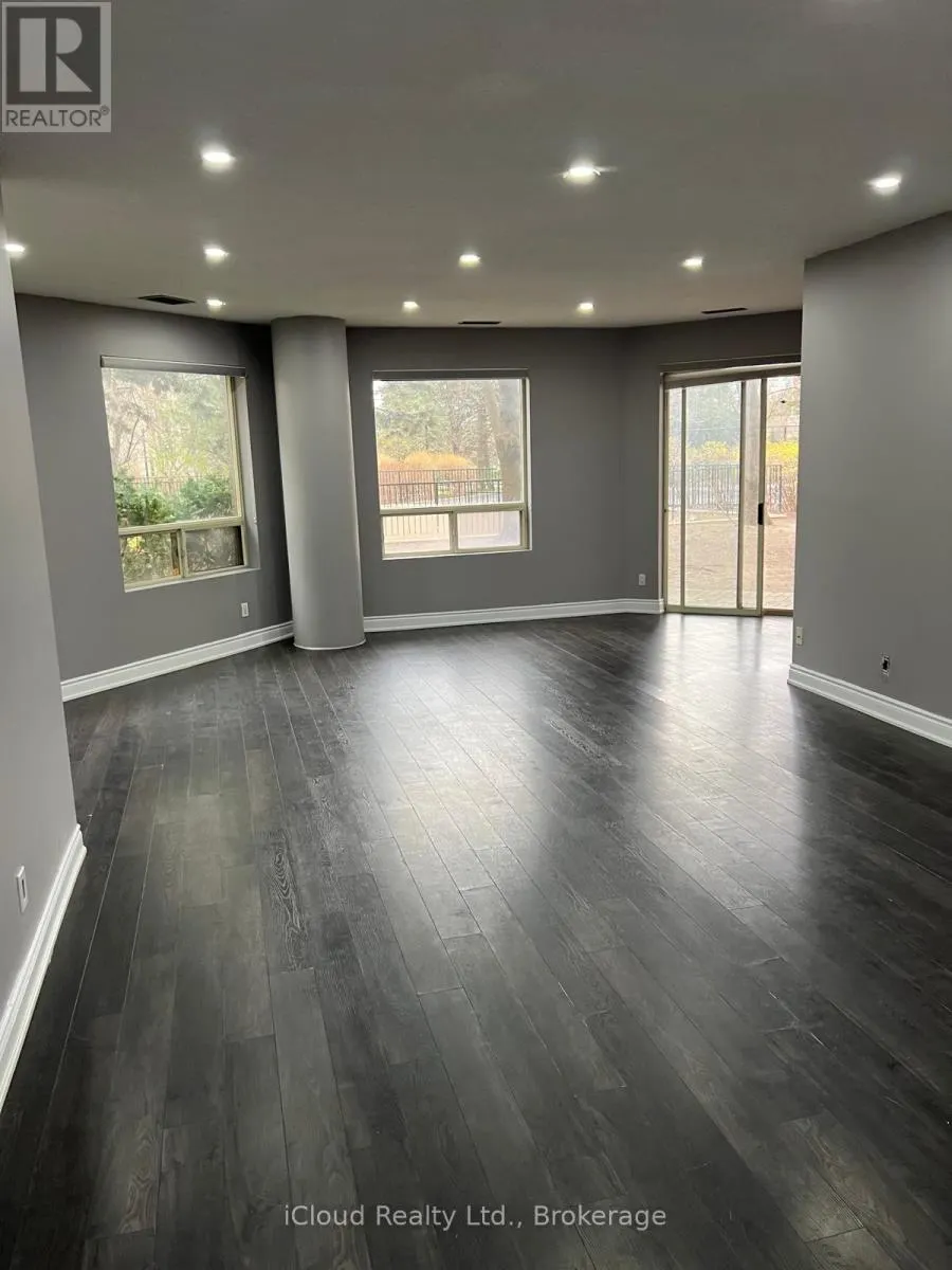 104 - 45 KINGSBRIDGE GARDEN CIRCLE
