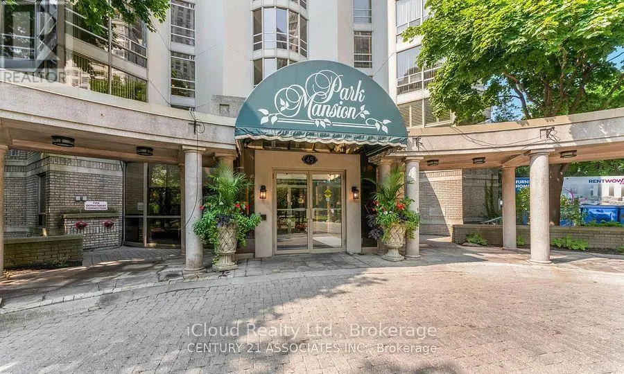 104 - 45 KINGSBRIDGE GARDEN CIRCLE