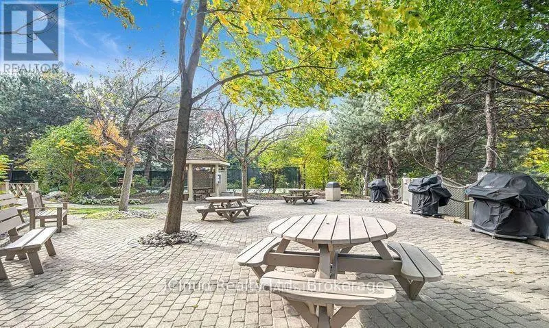 104 - 45 KINGSBRIDGE GARDEN CIRCLE