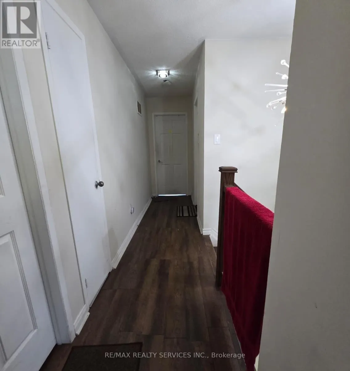 32 SHENSTONE AVENUE