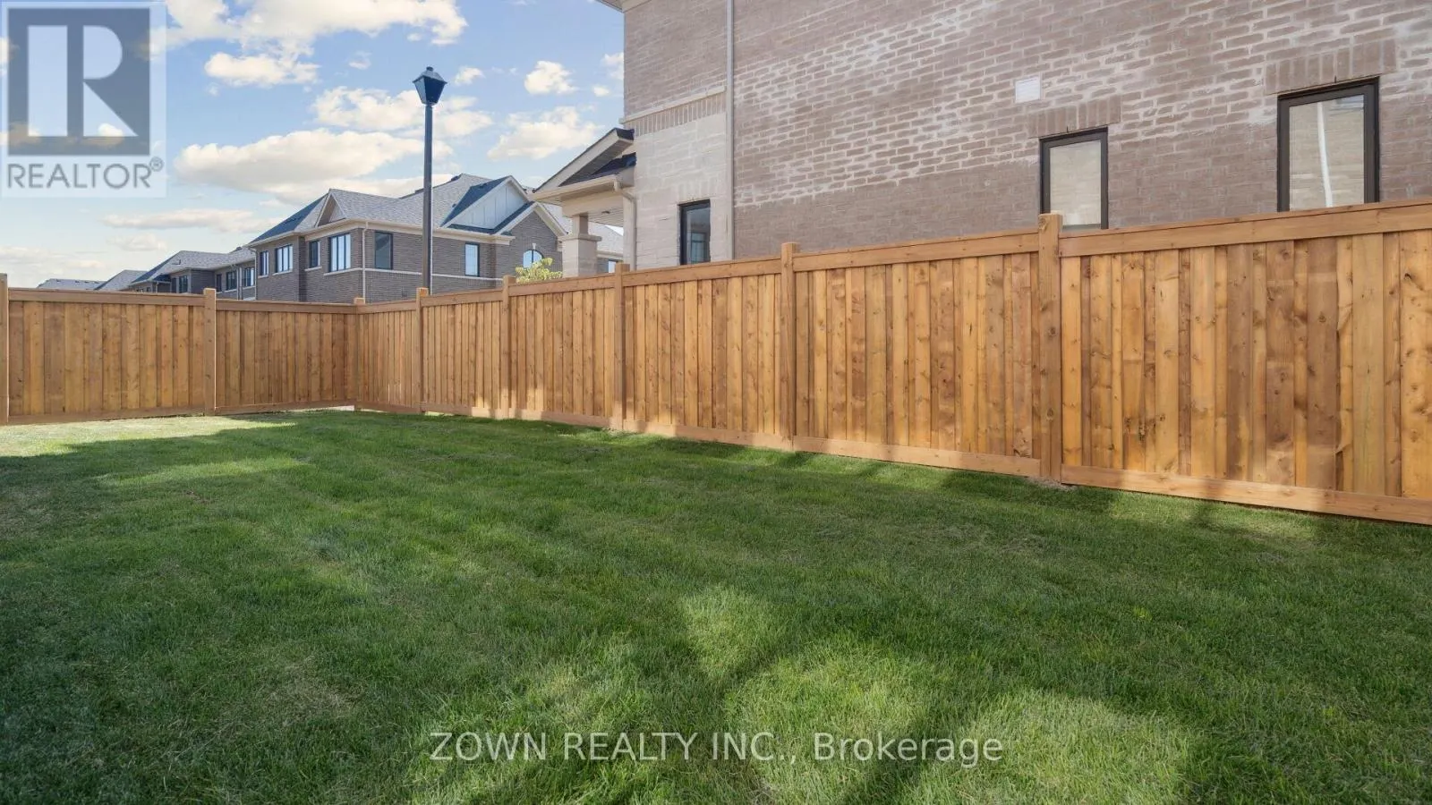 1406 ALMONTE DRIVE