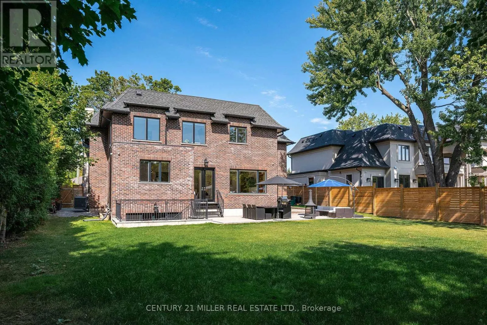 391 SANDHURST DRIVE