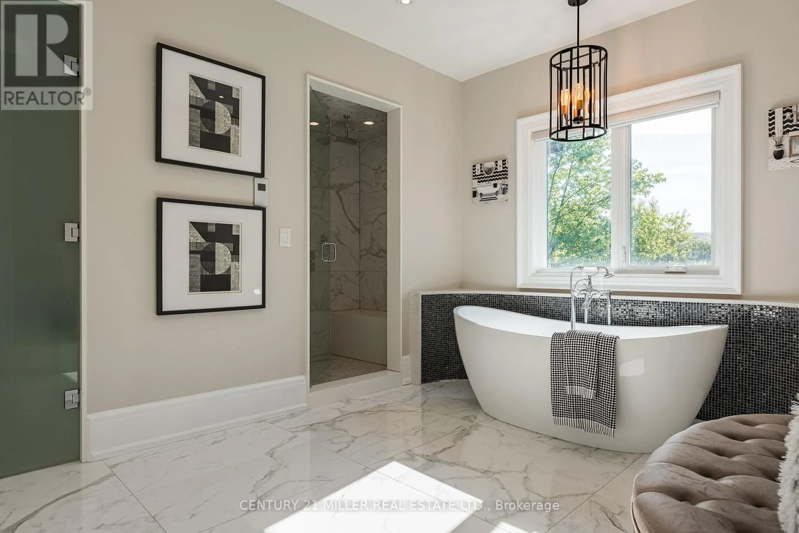 391 SANDHURST DRIVE