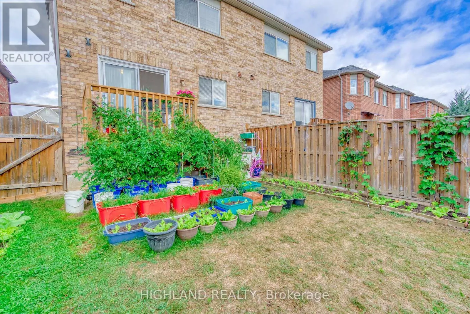 3904 STARDUST DRIVE