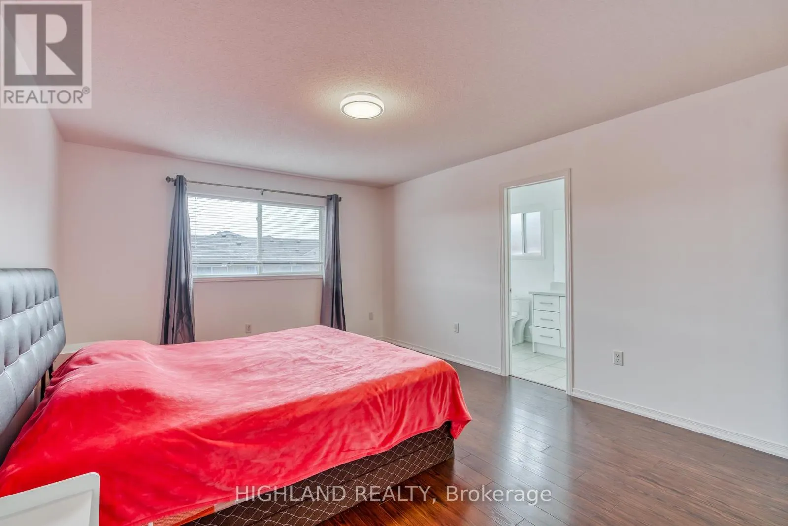 3904 STARDUST DRIVE