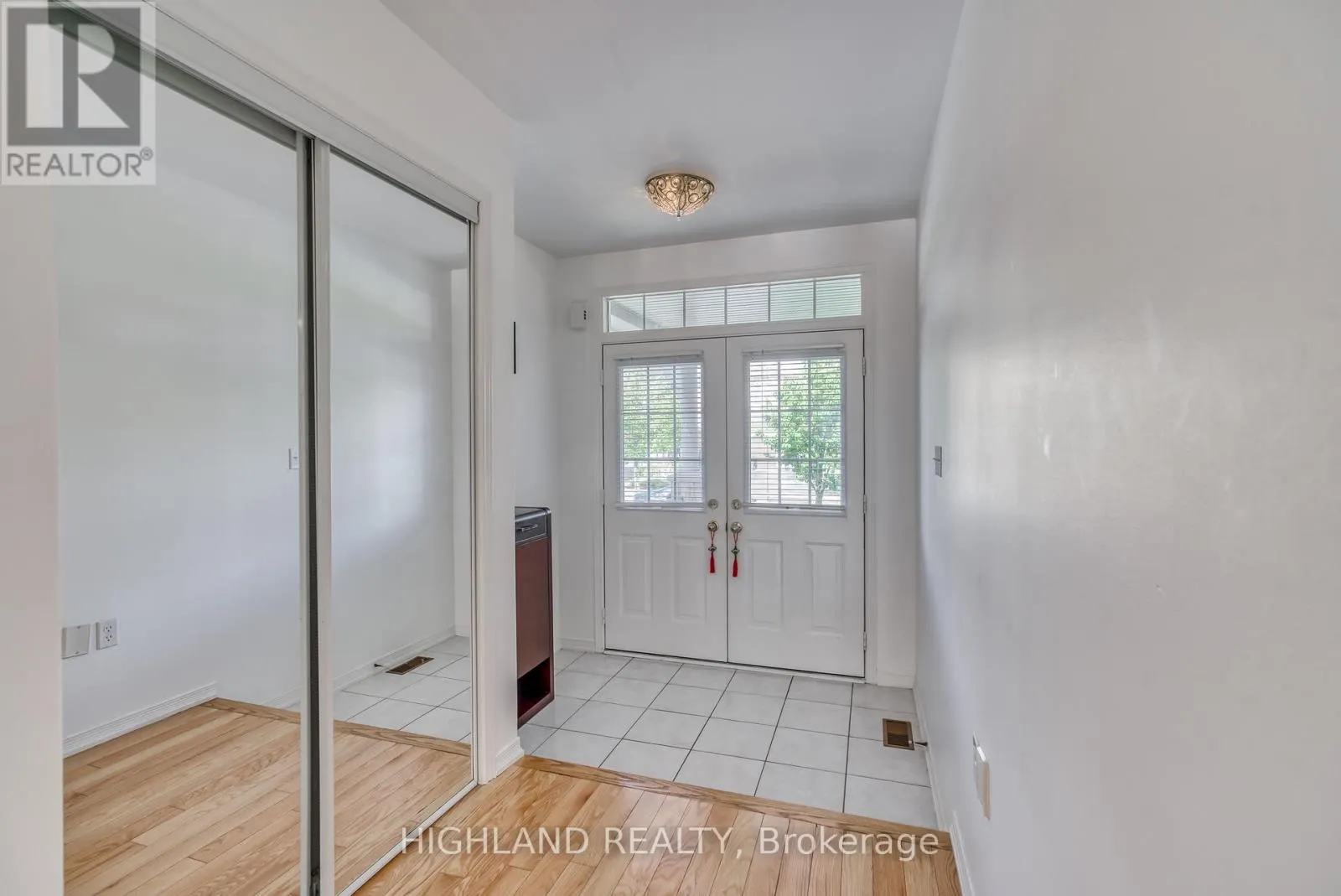 3904 STARDUST DRIVE