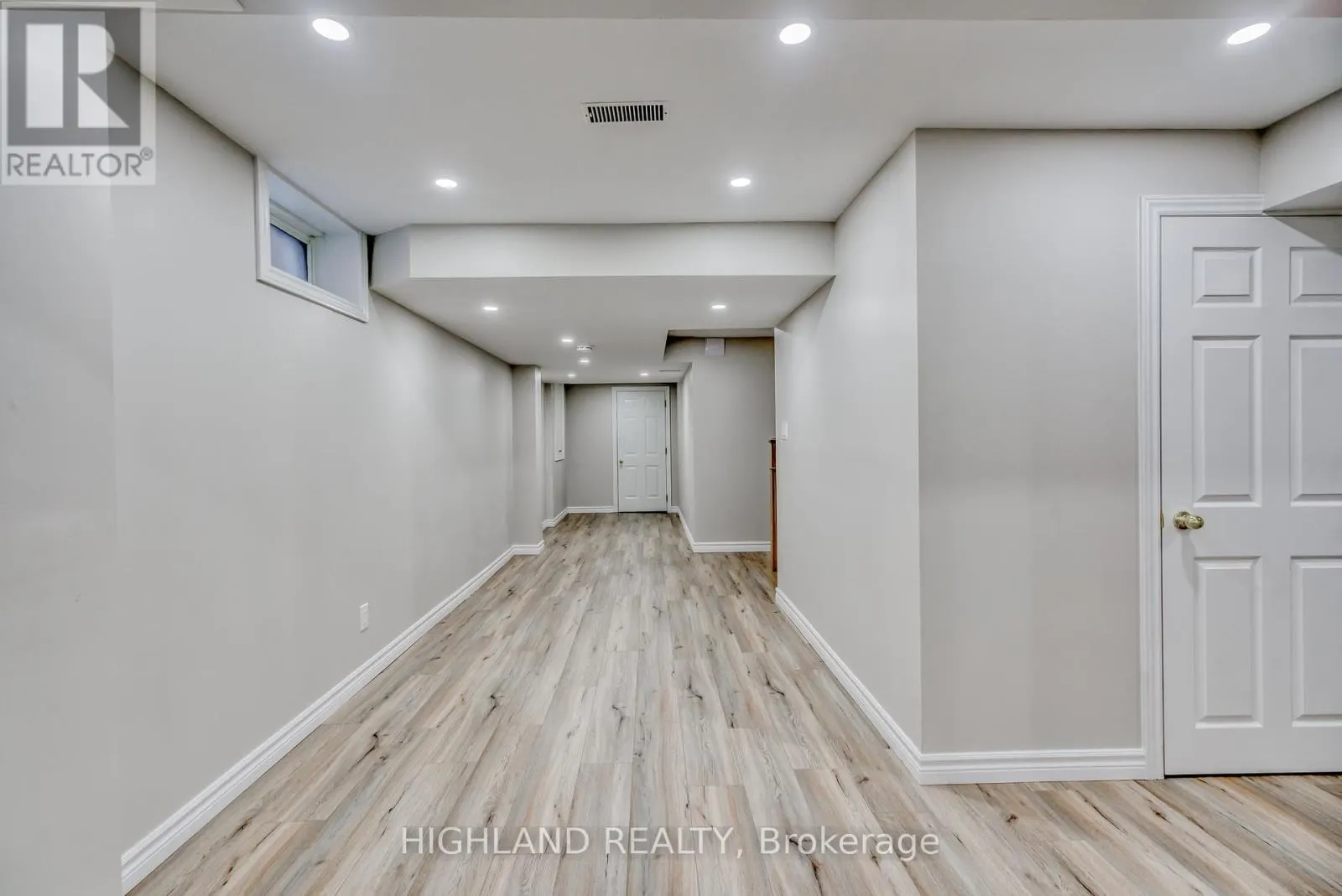 3904 STARDUST DRIVE