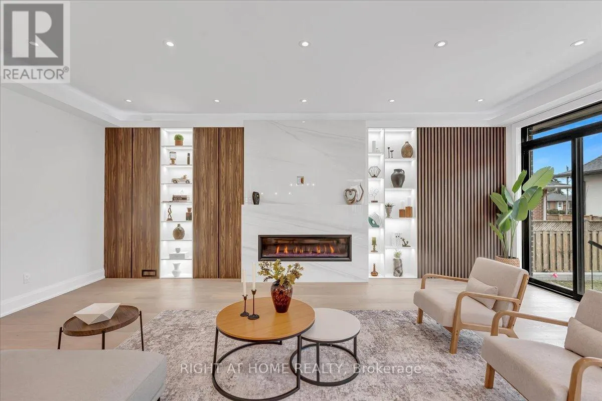 2572 EDENHURST DRIVE
