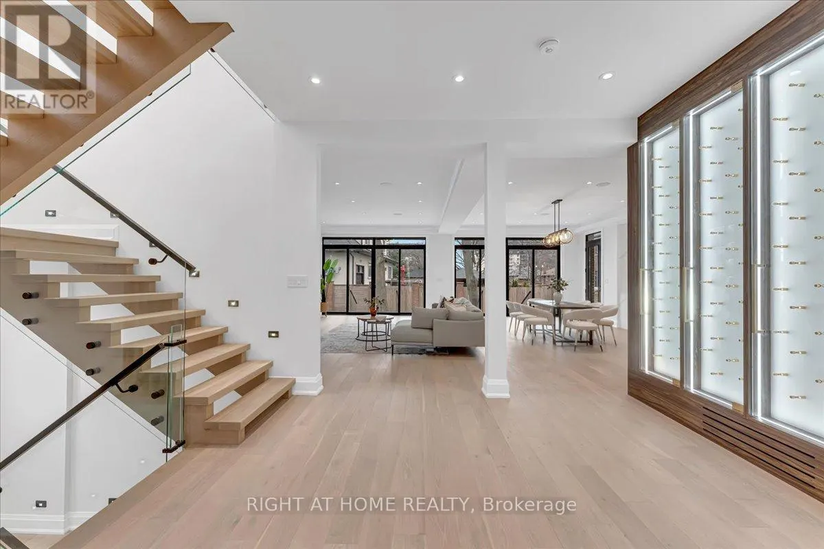 2572 EDENHURST DRIVE
