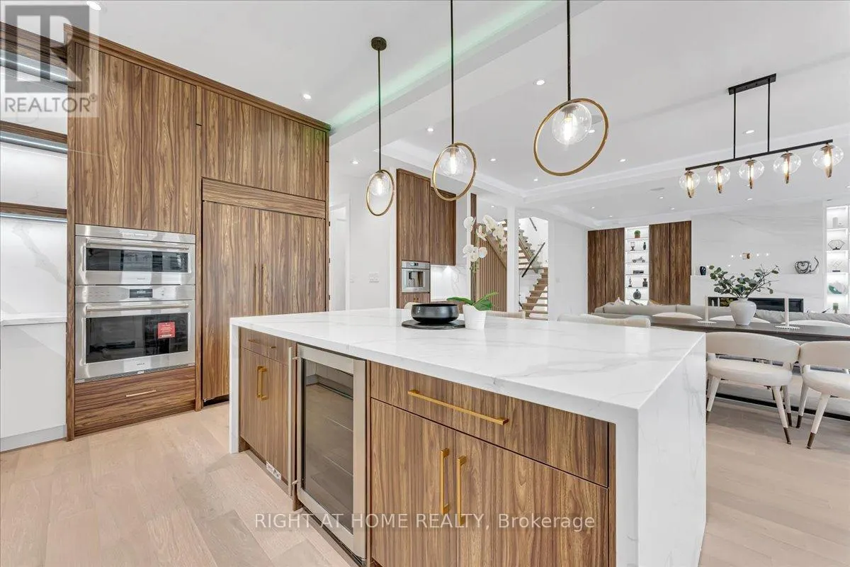2572 EDENHURST DRIVE