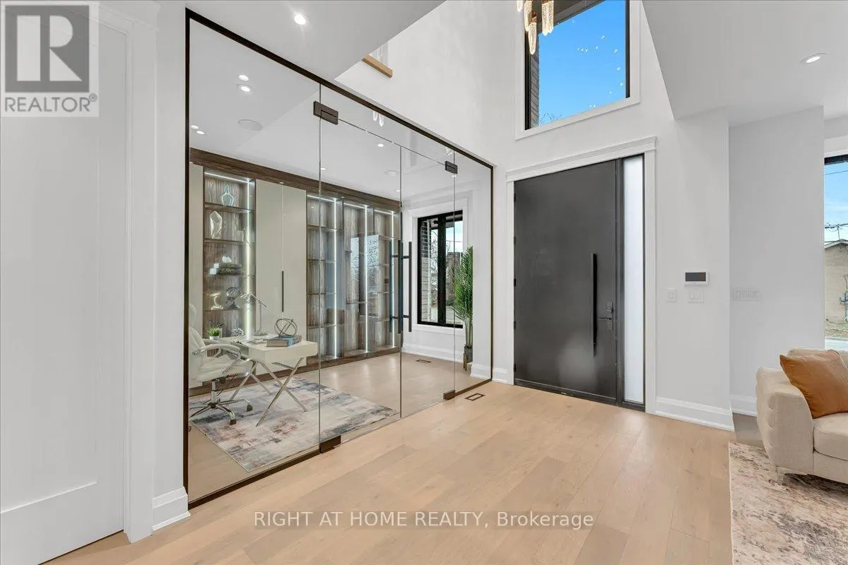 2572 EDENHURST DRIVE