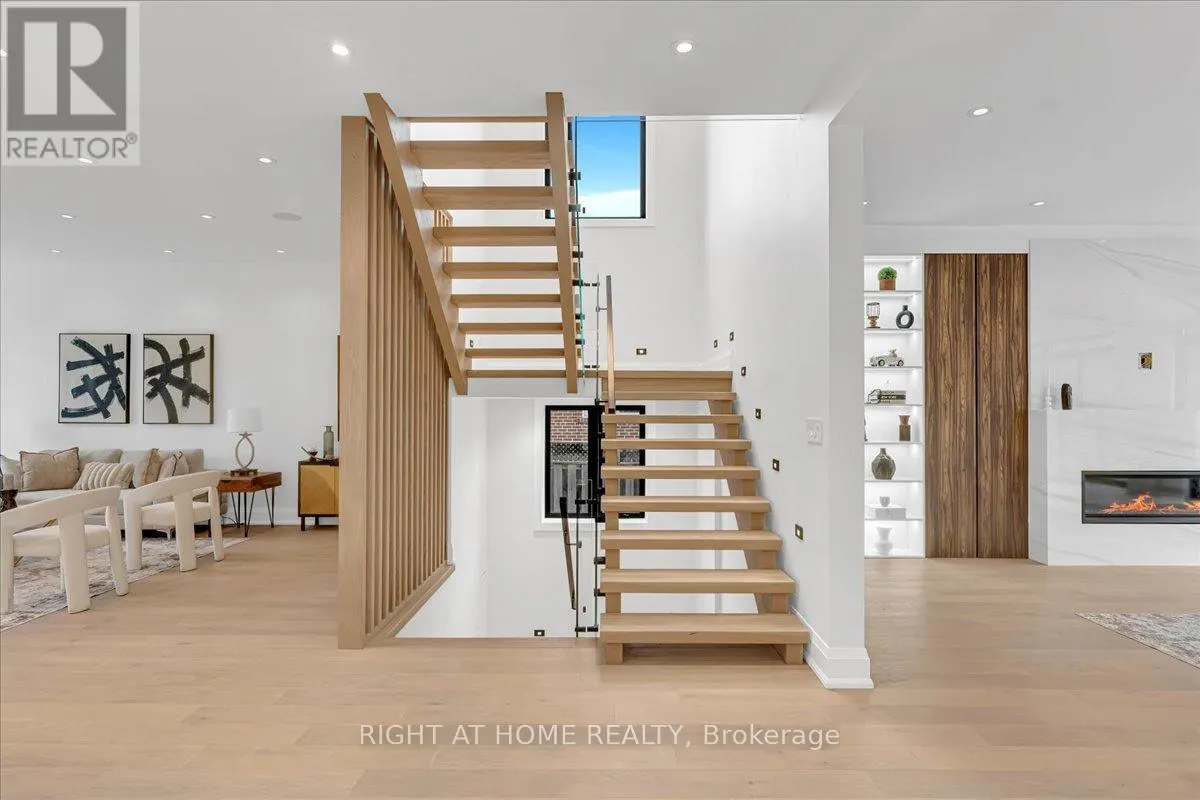 2572 EDENHURST DRIVE