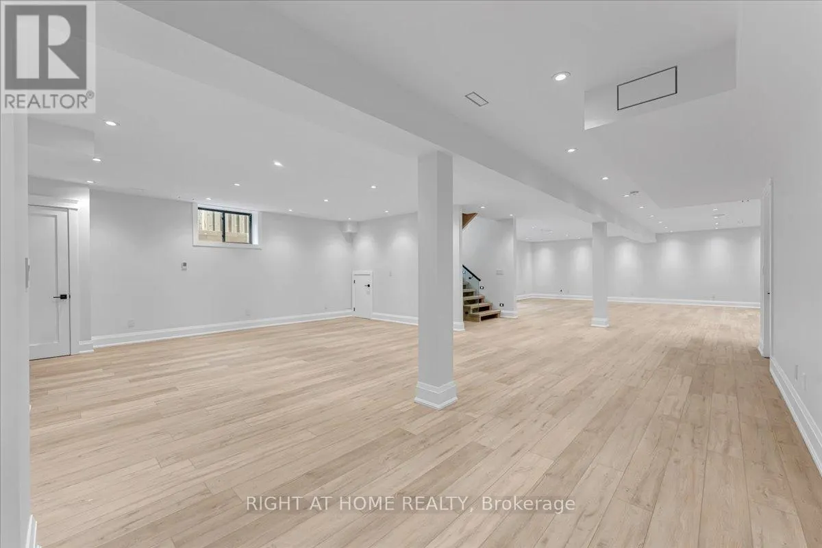 2572 EDENHURST DRIVE