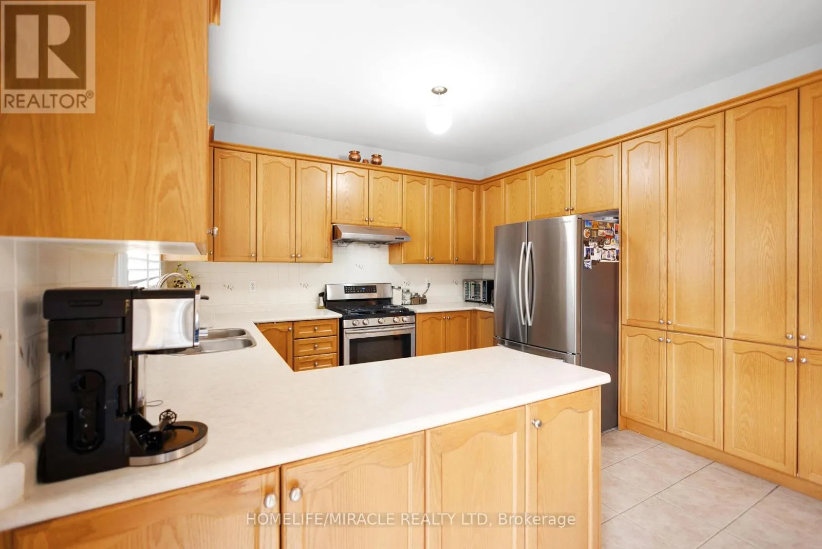 24 FAUNA COURT