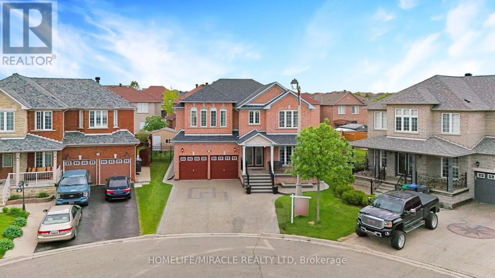 24 FAUNA COURT