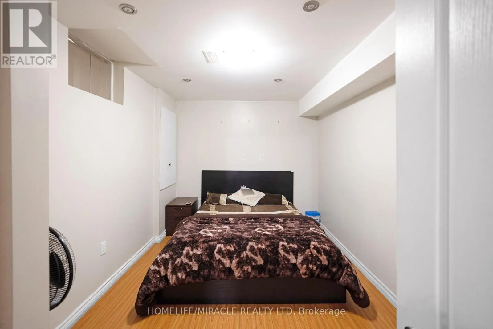24 FAUNA COURT