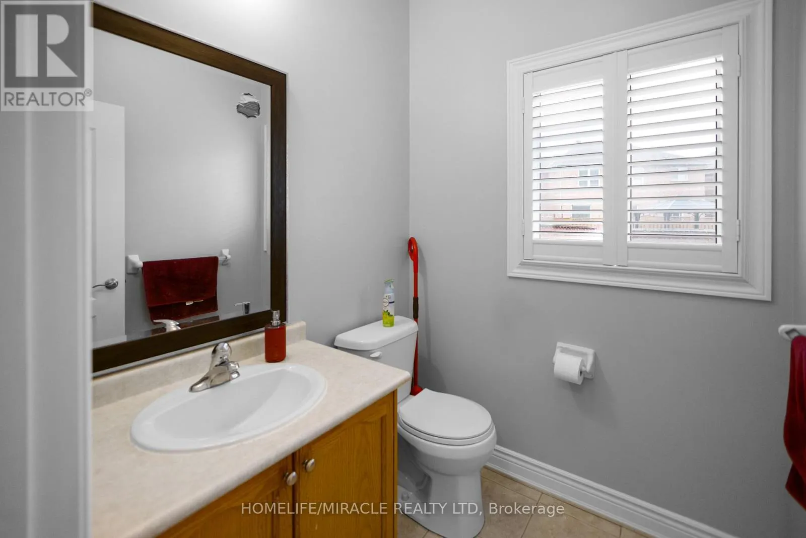 24 FAUNA COURT