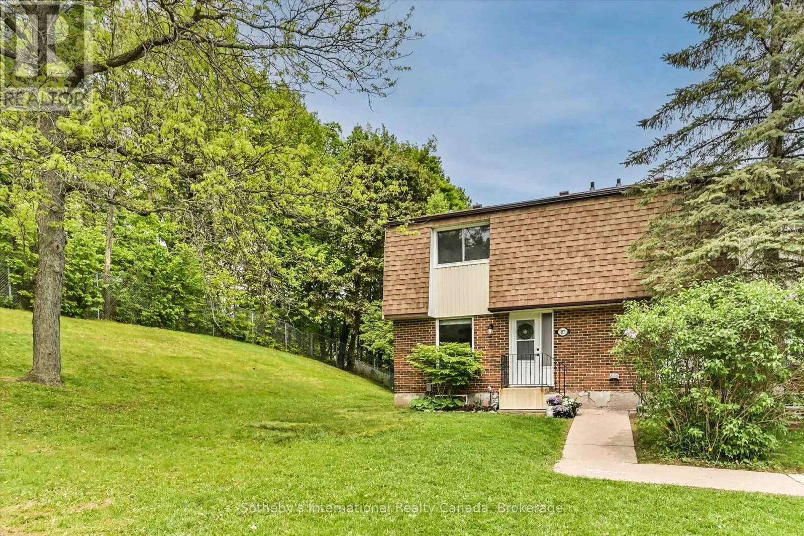 217 KINGHAM ROAD