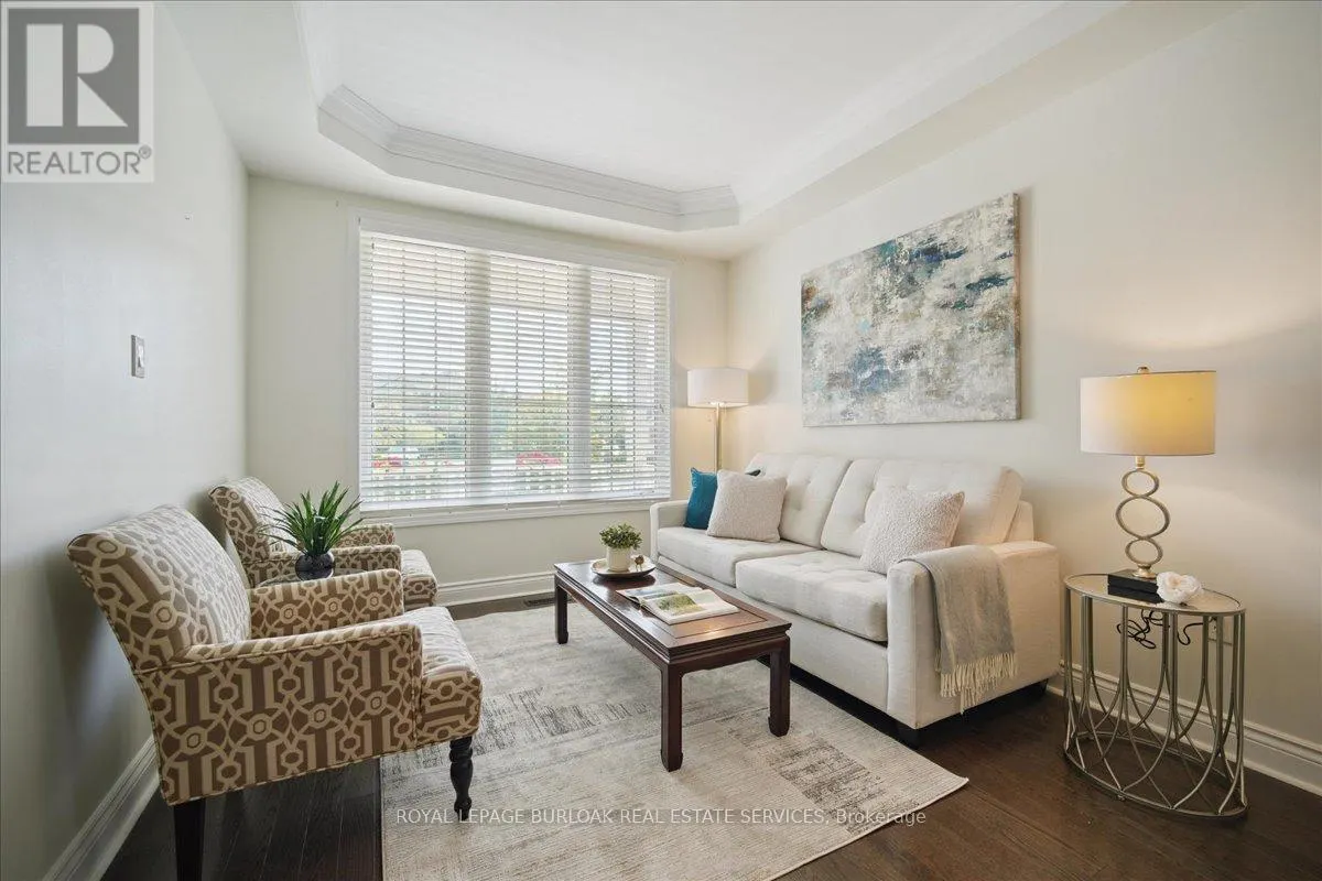 819 HOWDEN CRESCENT