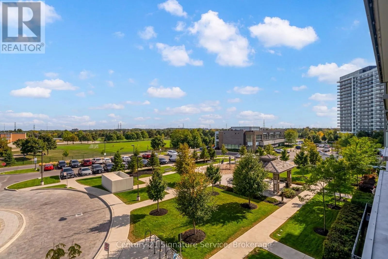 304 - 4677 GLEN ERIN DRIVE