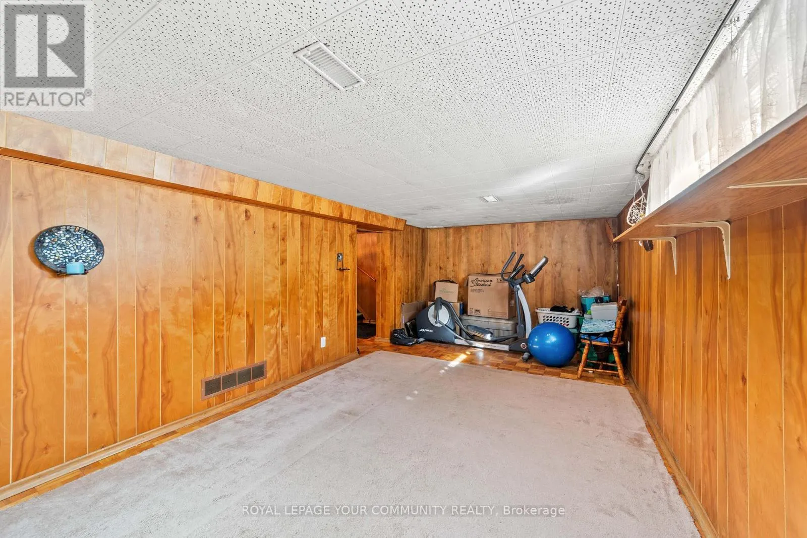 19 ARCHERHILL DRIVE