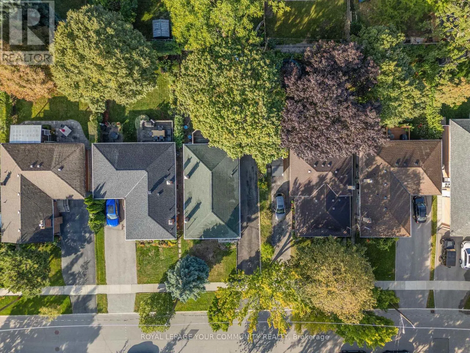 19 ARCHERHILL DRIVE