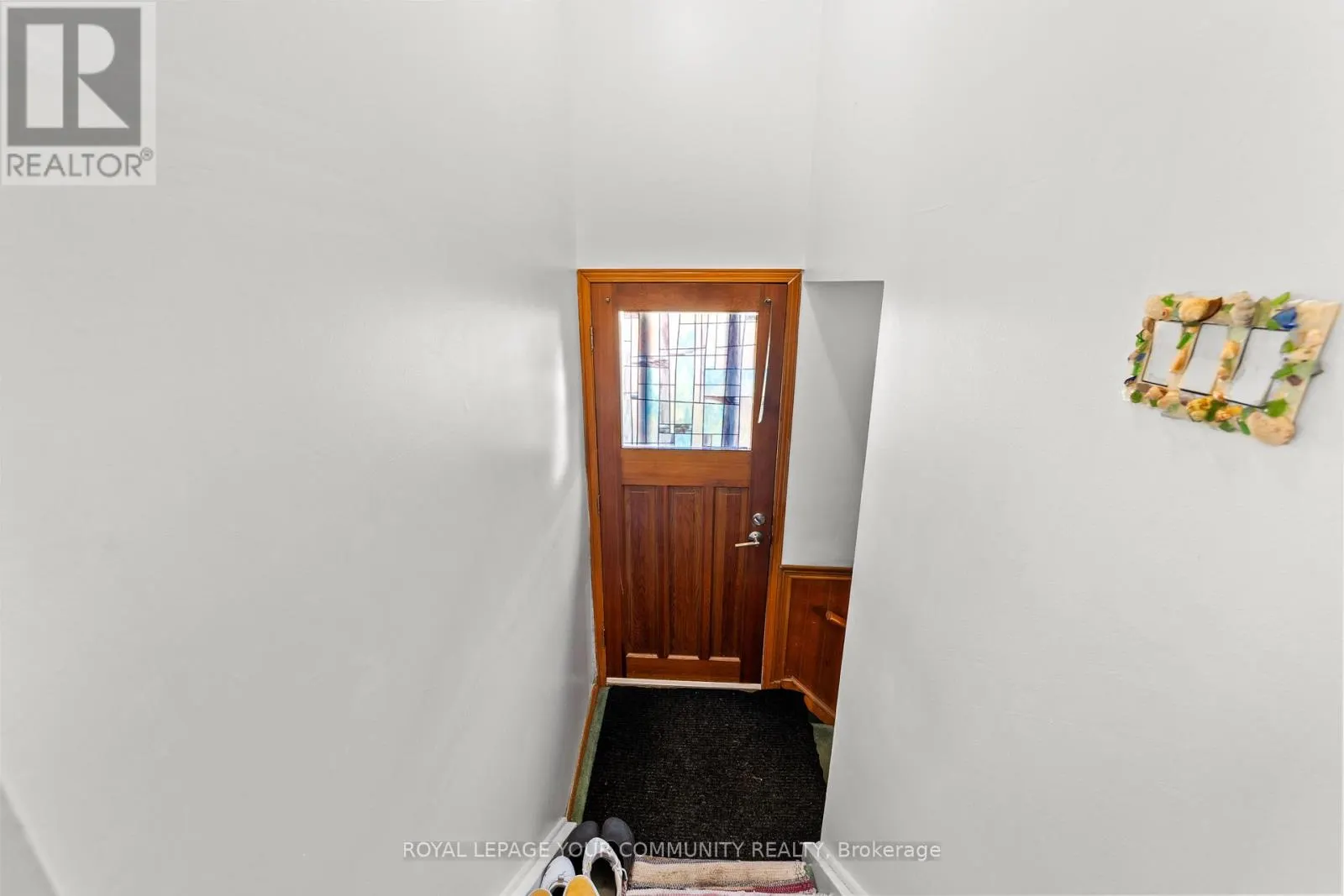 19 ARCHERHILL DRIVE