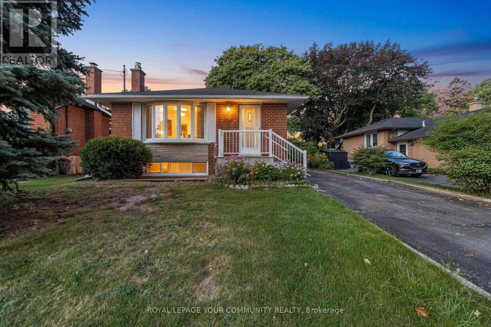 19 ARCHERHILL DRIVE