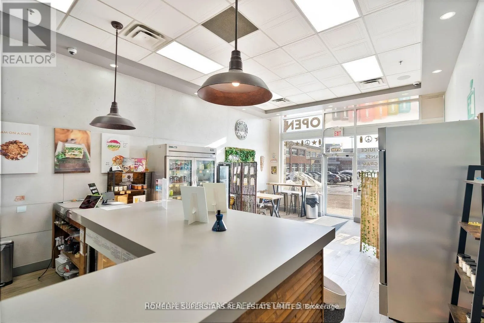 23 - 2120 NORTH PARK DRIVE
