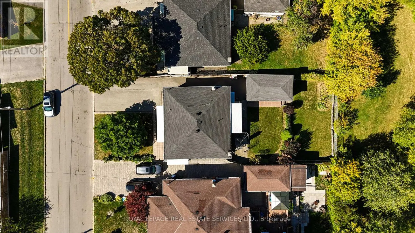 18 LANGHOLM DRIVE