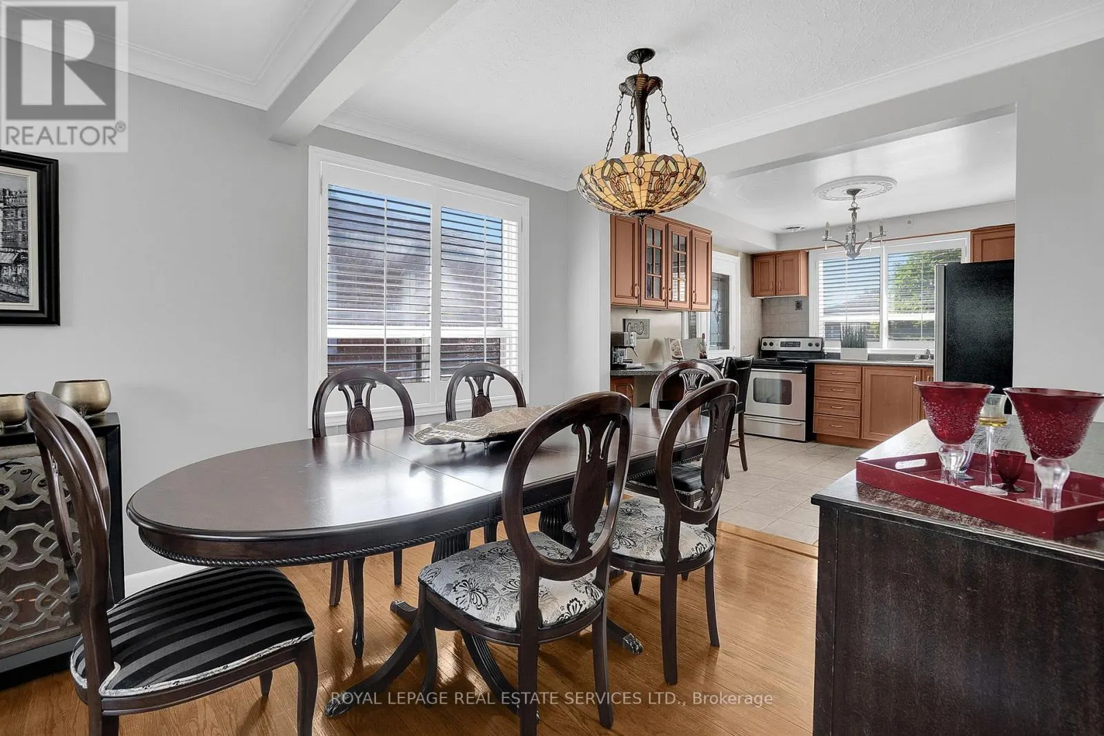 18 LANGHOLM DRIVE