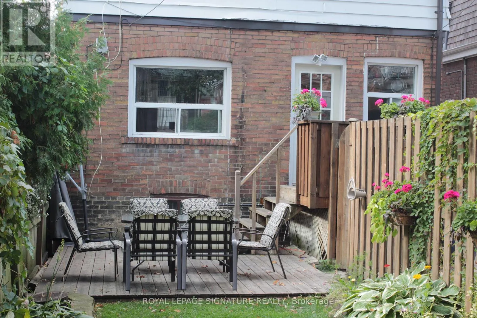 87 RUNNYMEDE ROAD