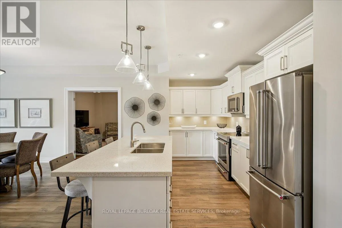 222 - 3290 NEW STREET W