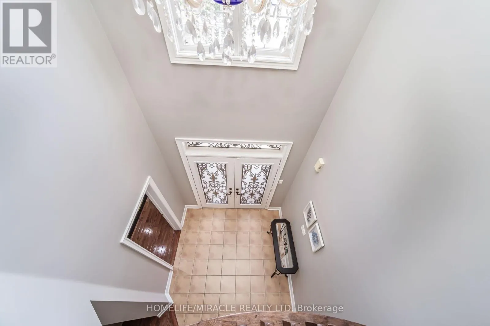 32 XAVIER COURT