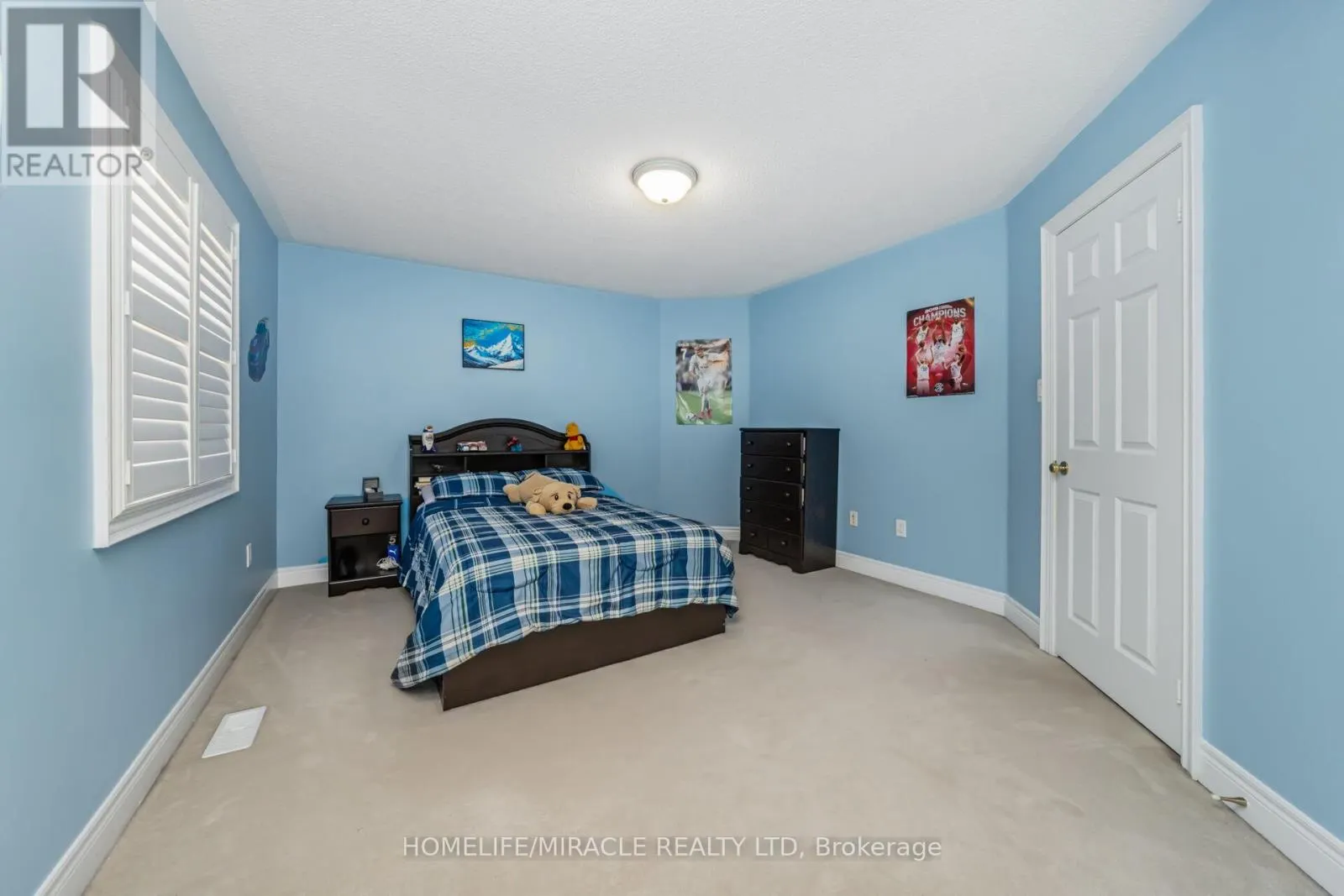 32 XAVIER COURT