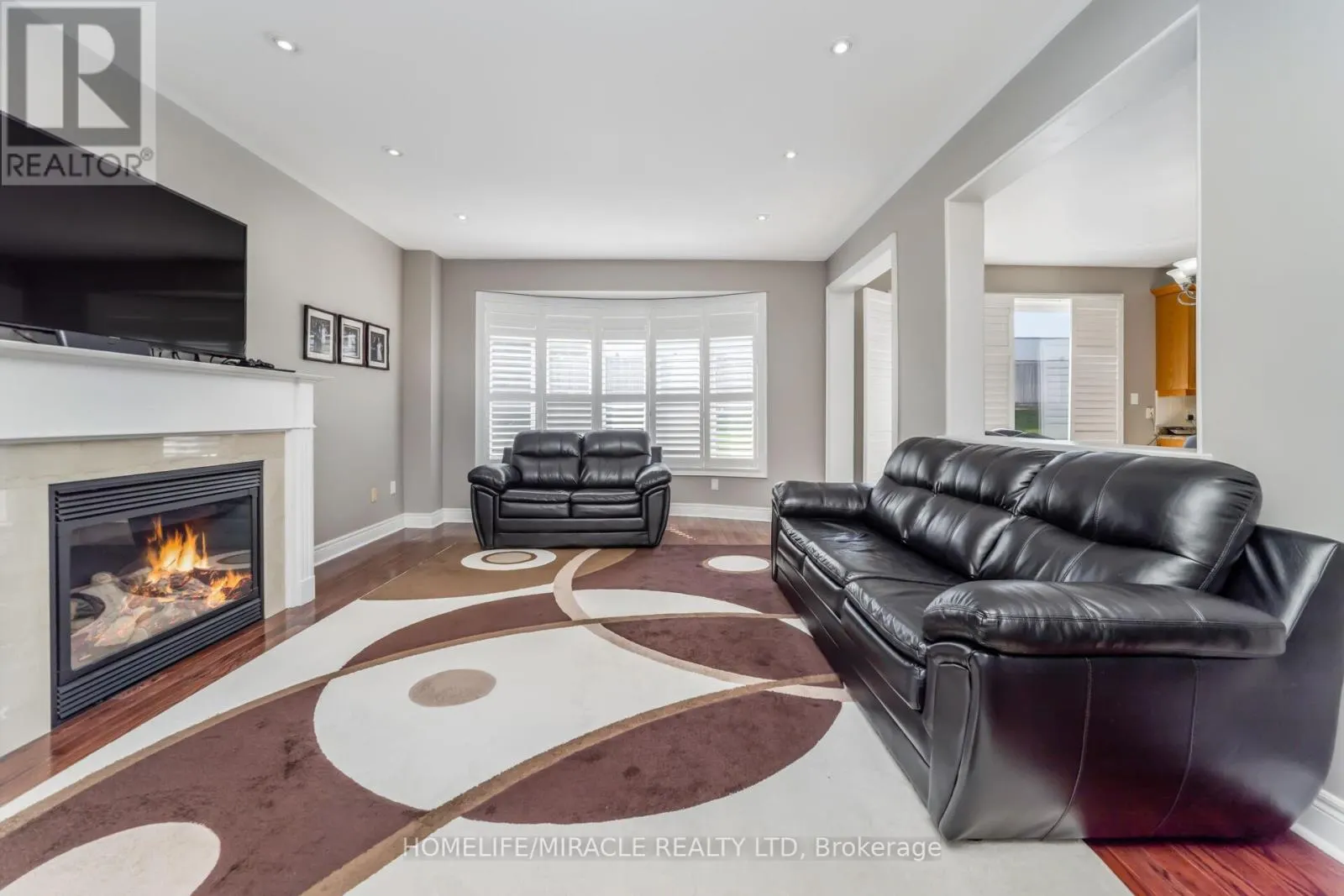 32 XAVIER COURT