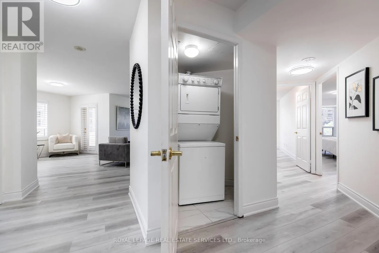 418 - 25 KINGSBRIDGE GARDEN CIRCLE