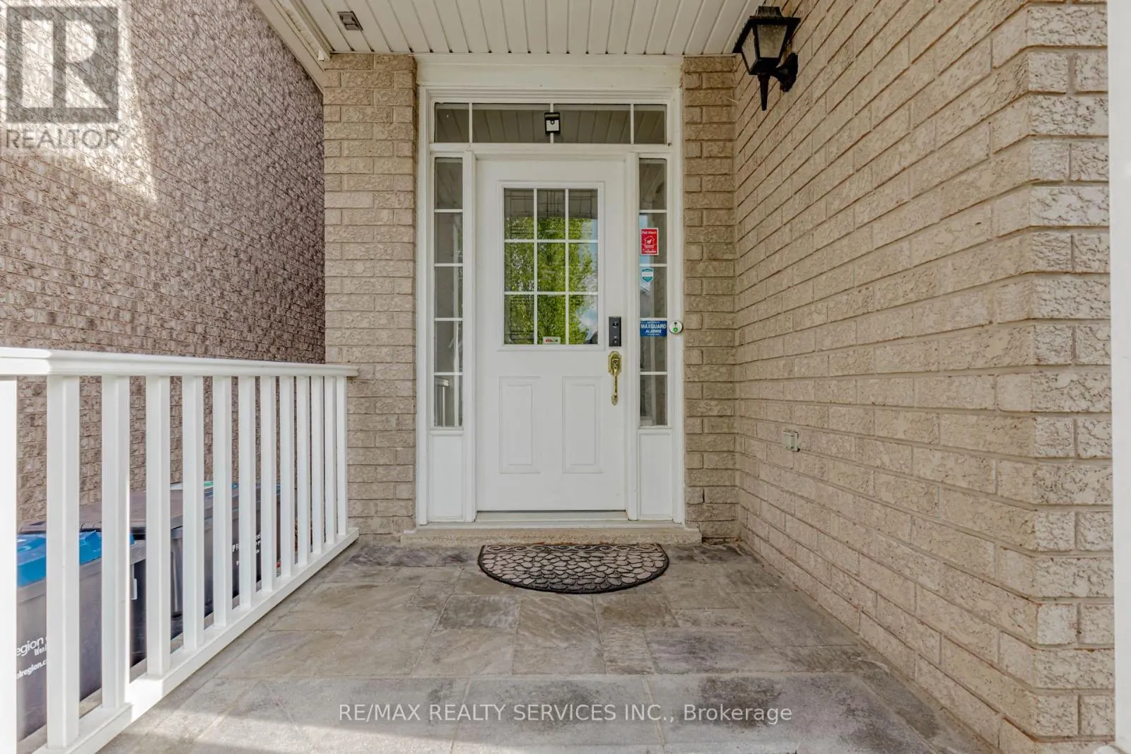 3906 ROSANNA DRIVE