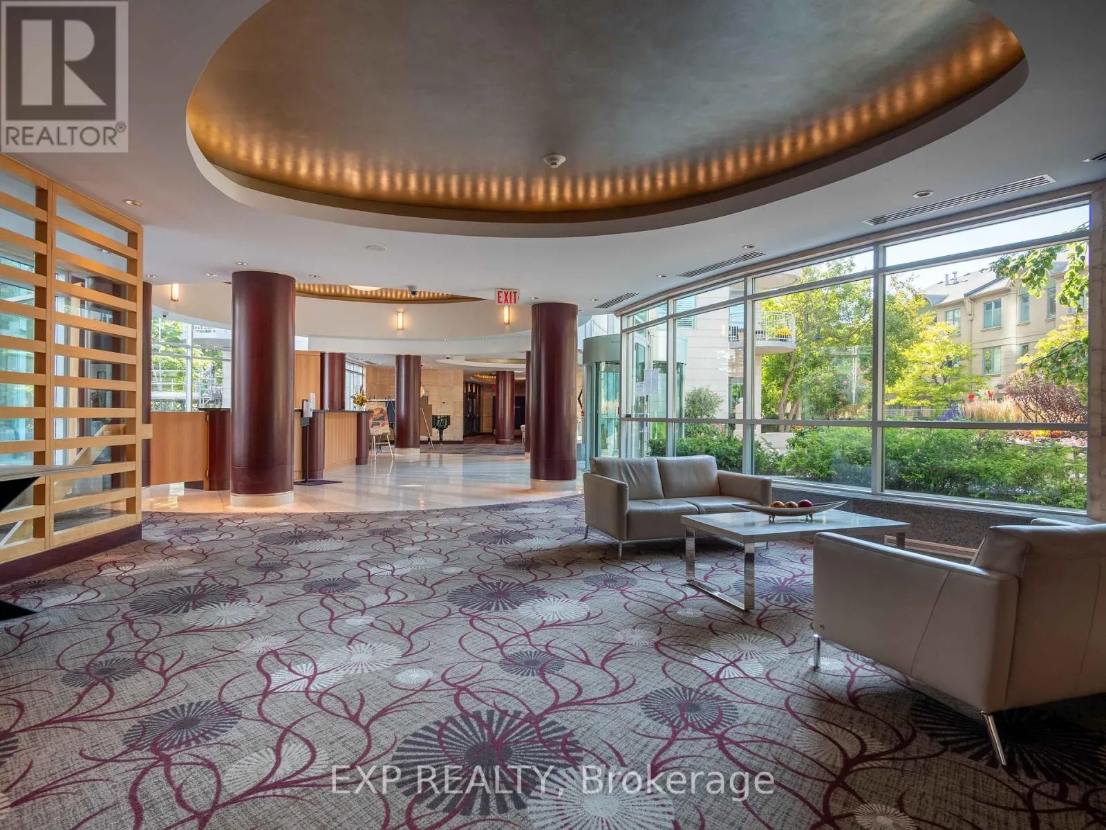 501 - 2111 LAKESHORE BOULEVARD W