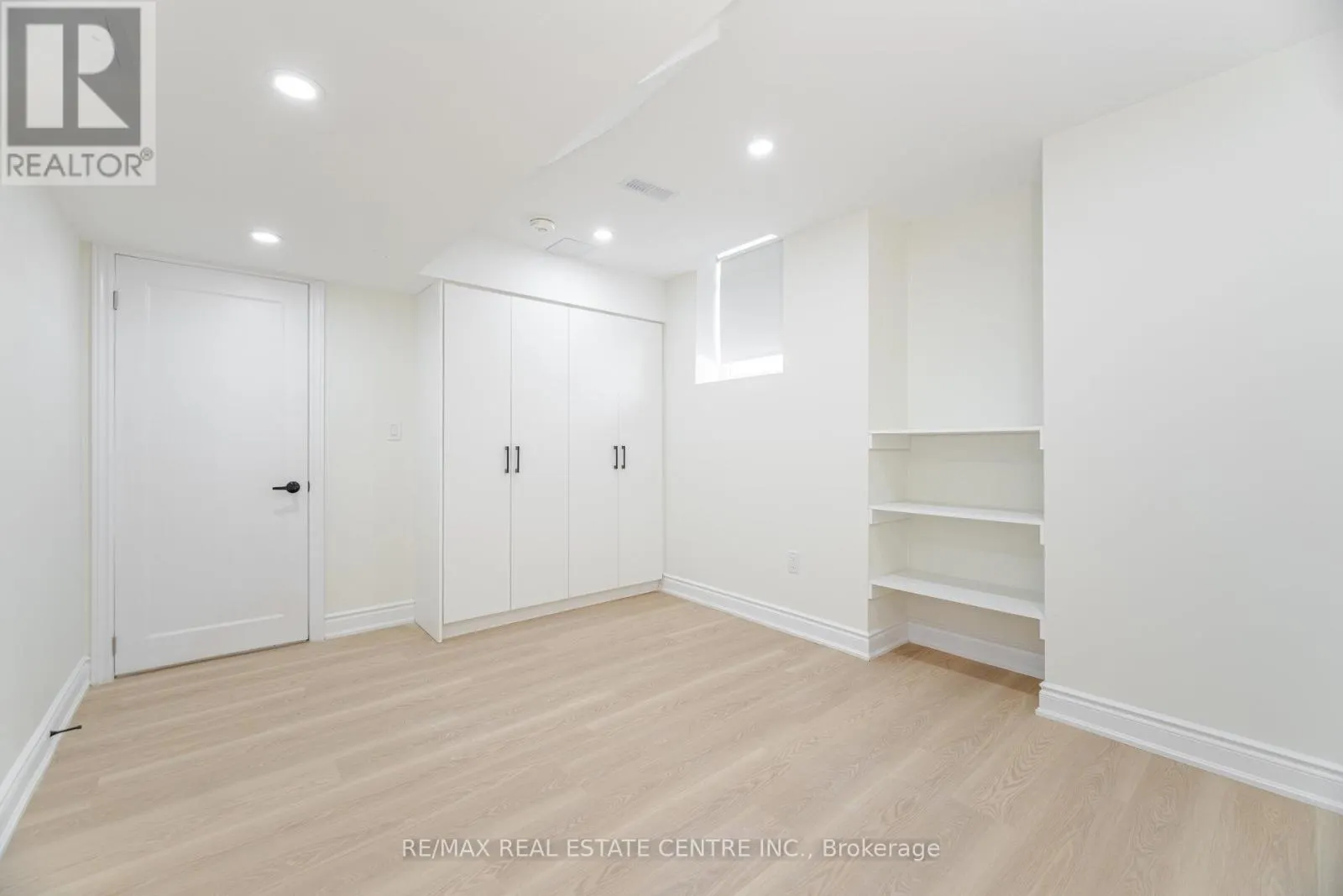 LOWER - 351 GREENLESS CIRCLE
