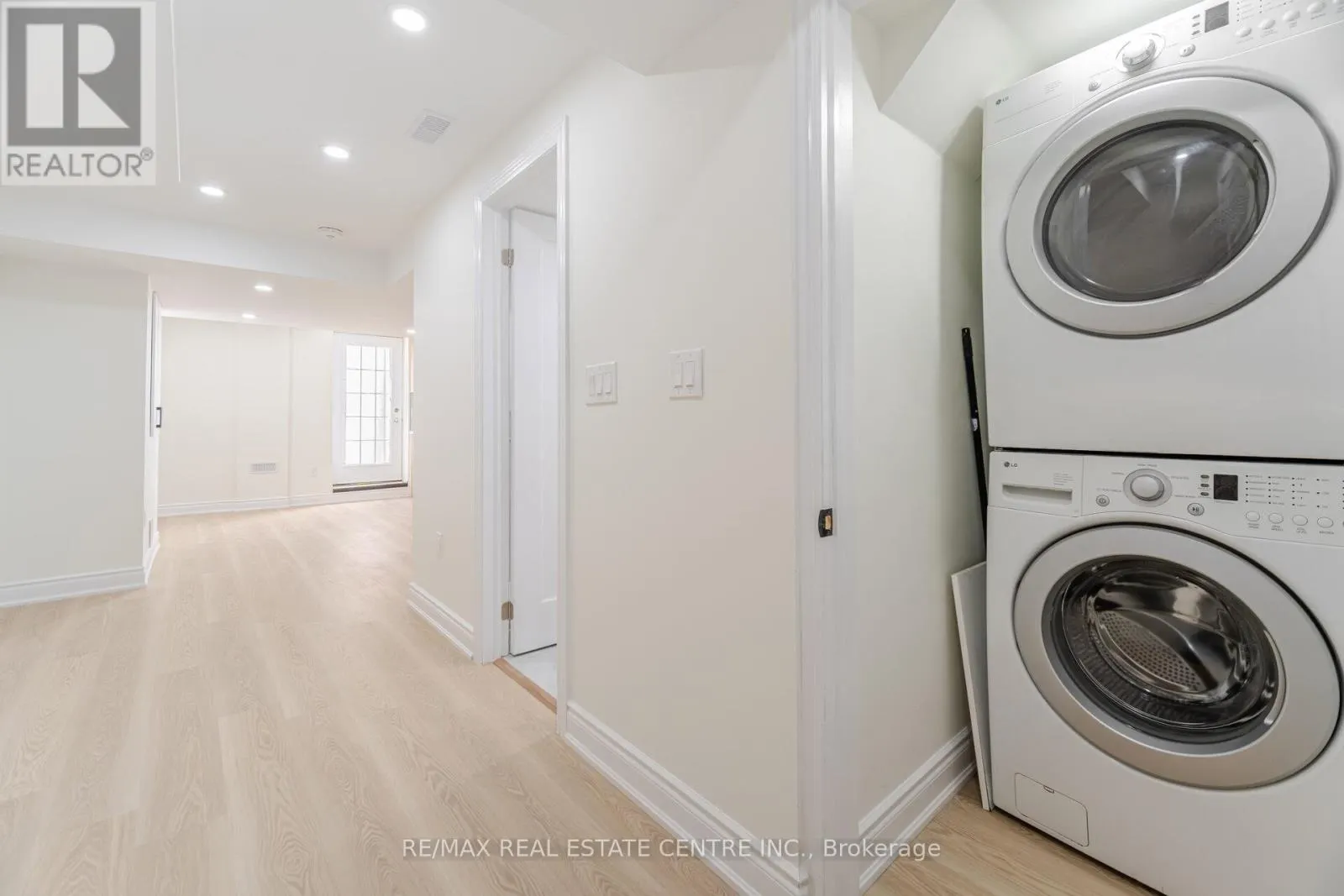 LOWER - 351 GREENLESS CIRCLE
