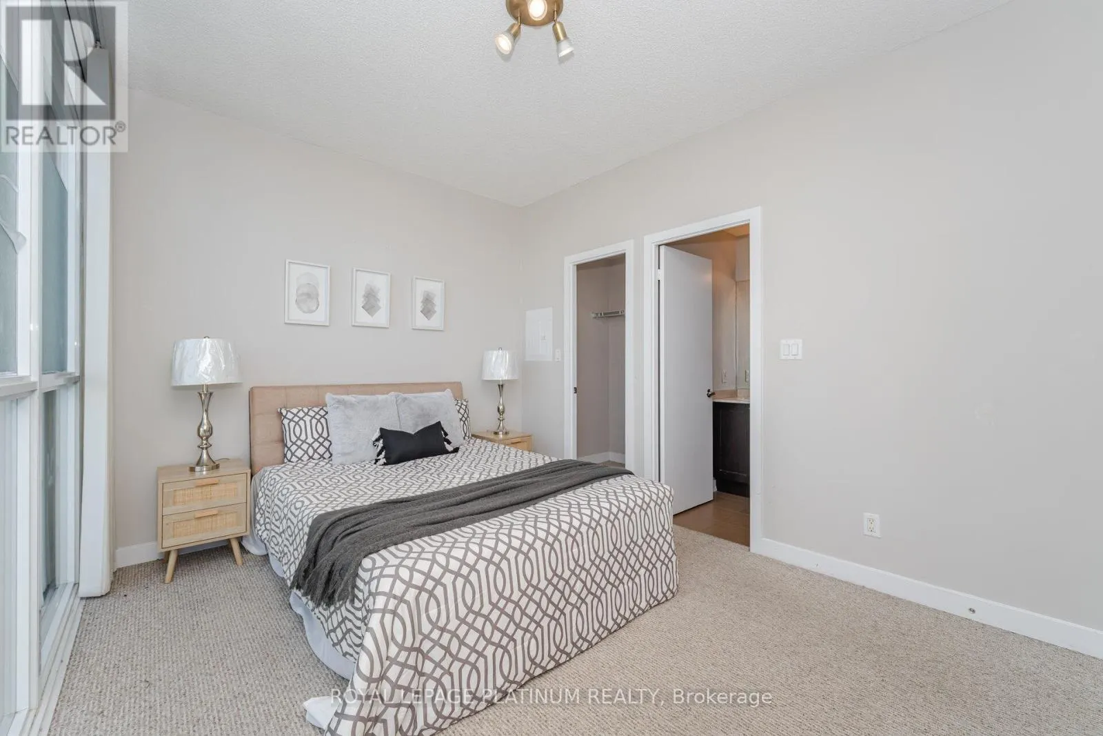 2406 - 4065 BRICKSTONE MEWS