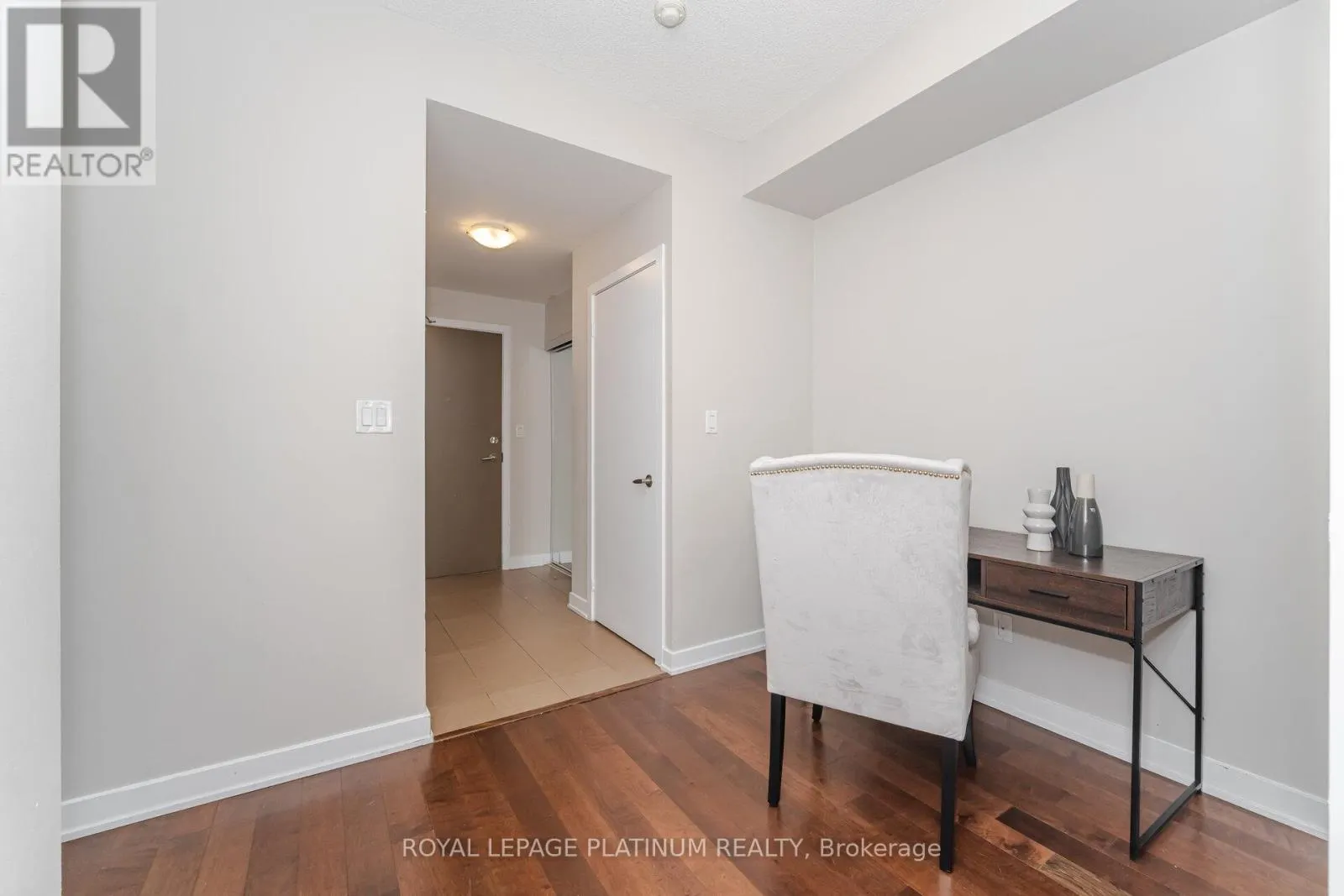 2406 - 4065 BRICKSTONE MEWS