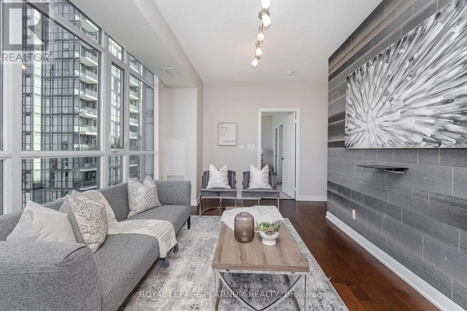 2406 - 4065 BRICKSTONE MEWS