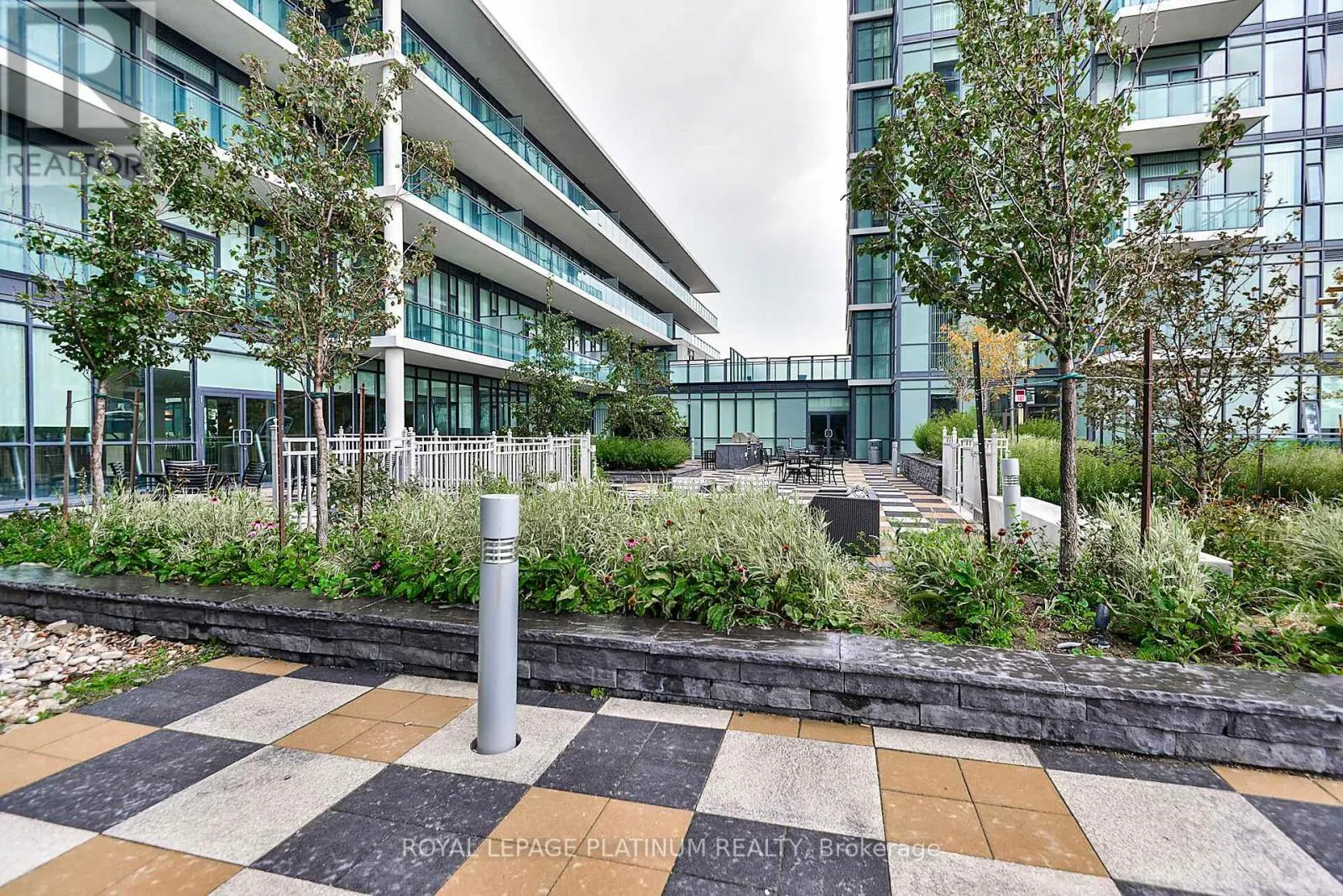 2406 - 4065 BRICKSTONE MEWS